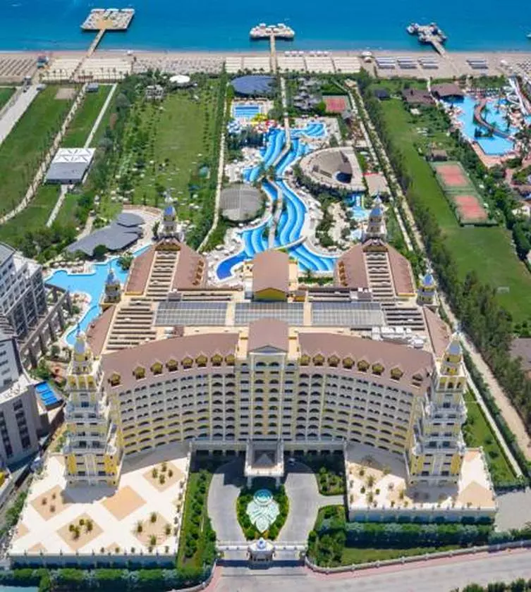 ROYALHOLIDAY_SHABAVIZ (29).jpg